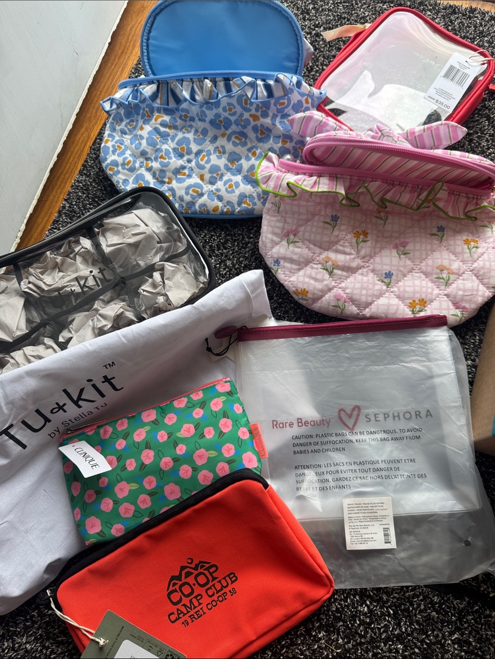 FLASH sale!!! Everyone is always looking for a cute Cosmetic Case! - Picture 9 of 9